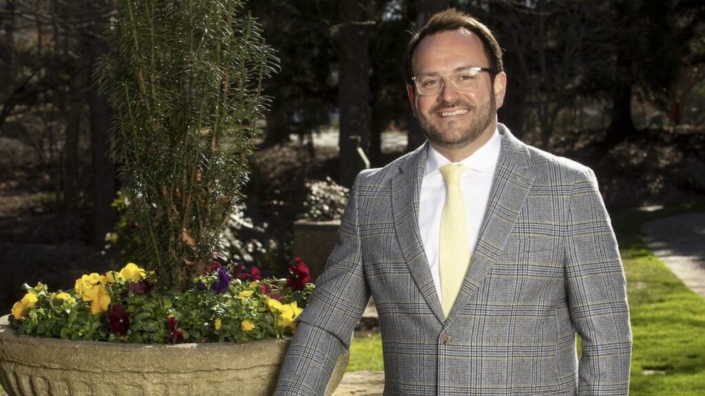 alumnus Phil Fleischmann ’05 M.S